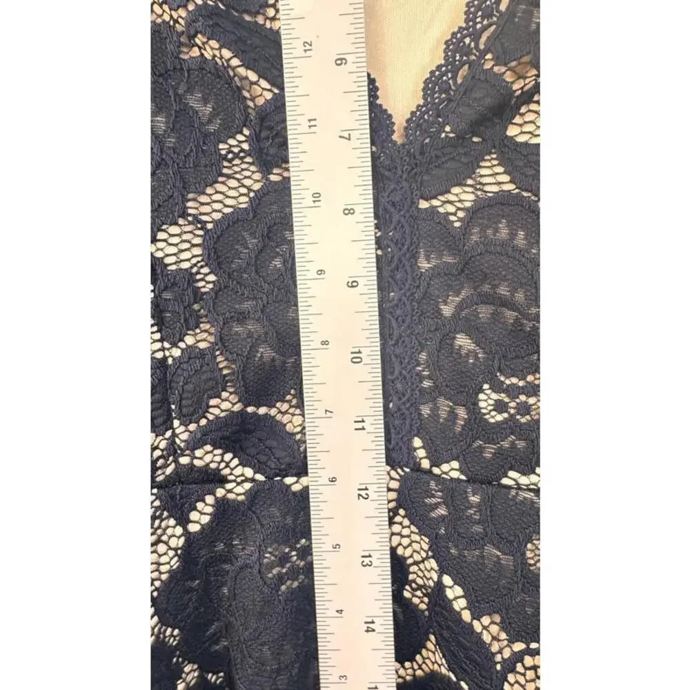 Soiéblu Women's Black Lace Mini Dress with V-Neck and Half Sleeves Size S - Picture 6 of 12